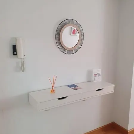 C3 Familiar Apartment