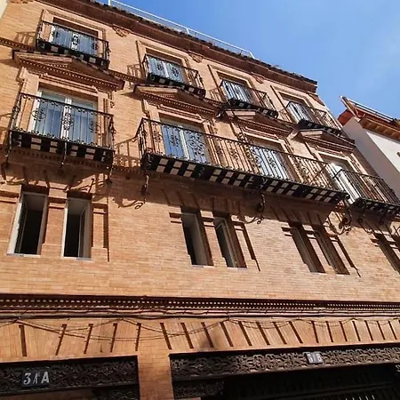 C3 Familiar Apartment