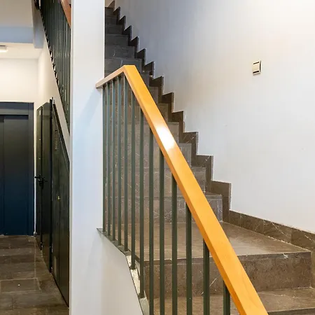 C3 Familiar Apartment