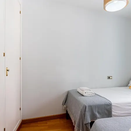 C3 Familiar Apartment *
